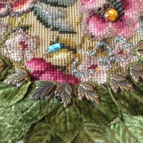 Vintage Floral Tapestry Bag w/ Bejeweled Appliqué - Picture 8 of 8